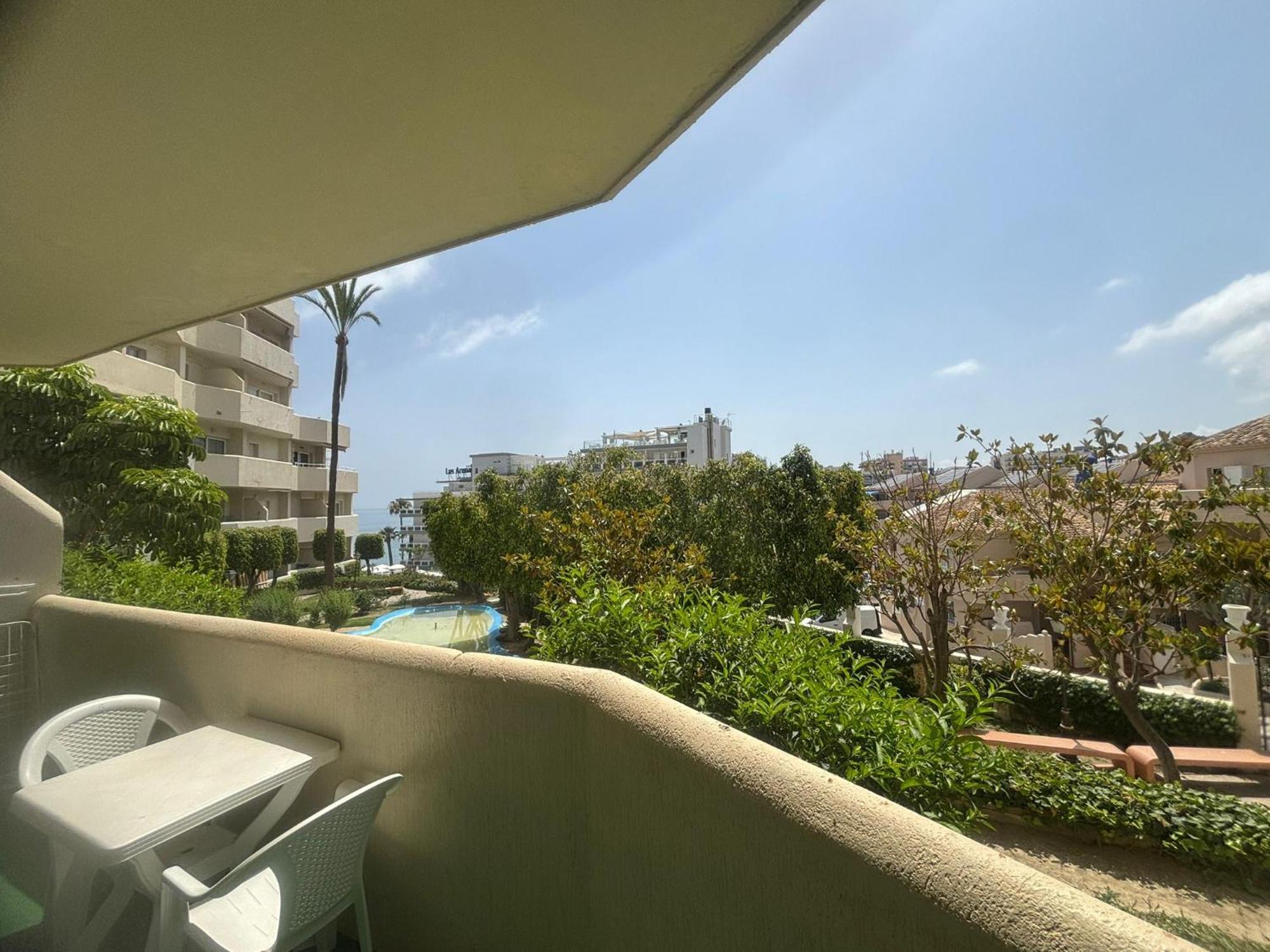 Apartment Deluxe En Benalbeach By Benalnova